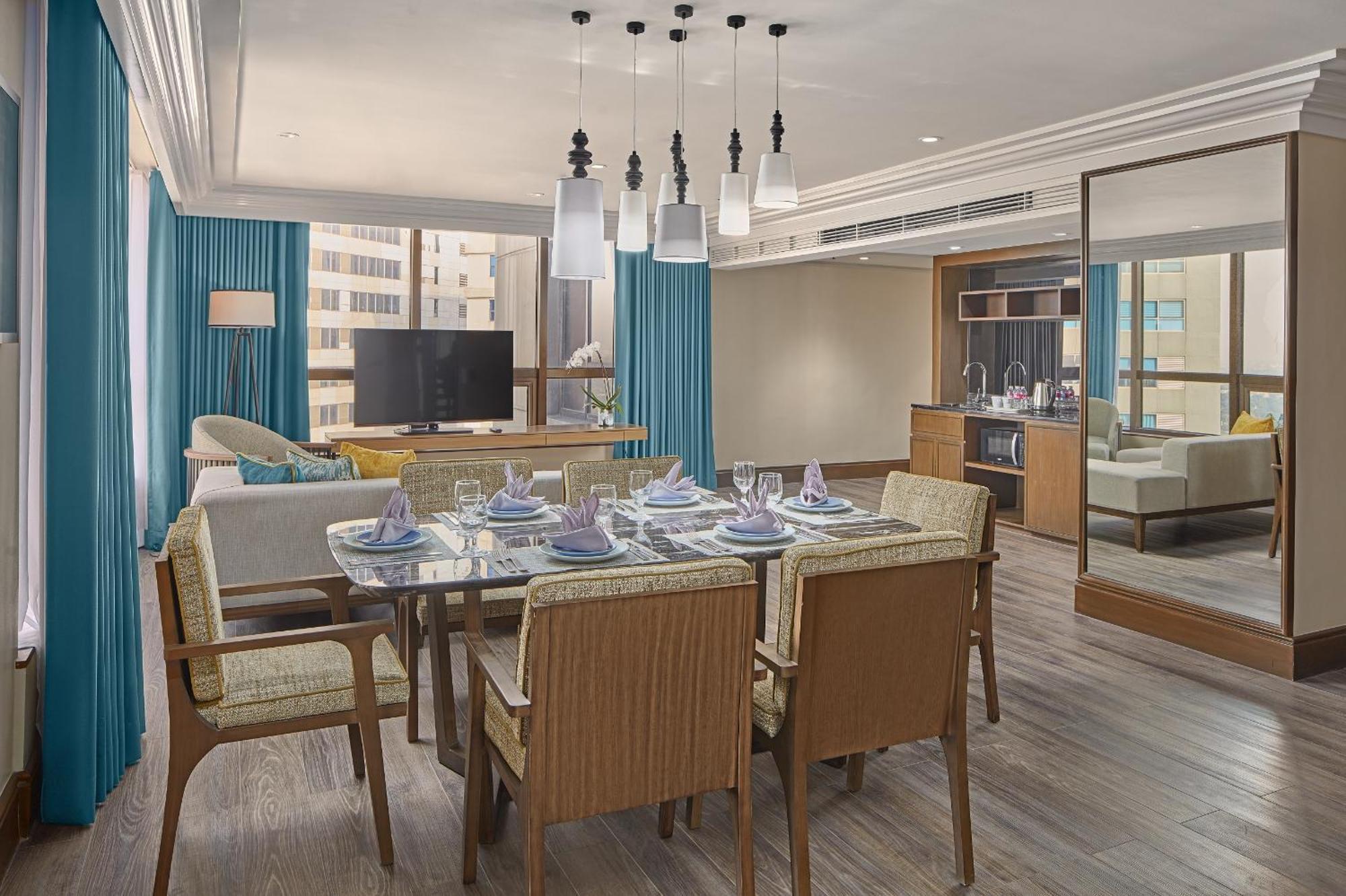 Holiday Inn & Suites Manila Galleria By Ihg Pasig City Bagian luar foto