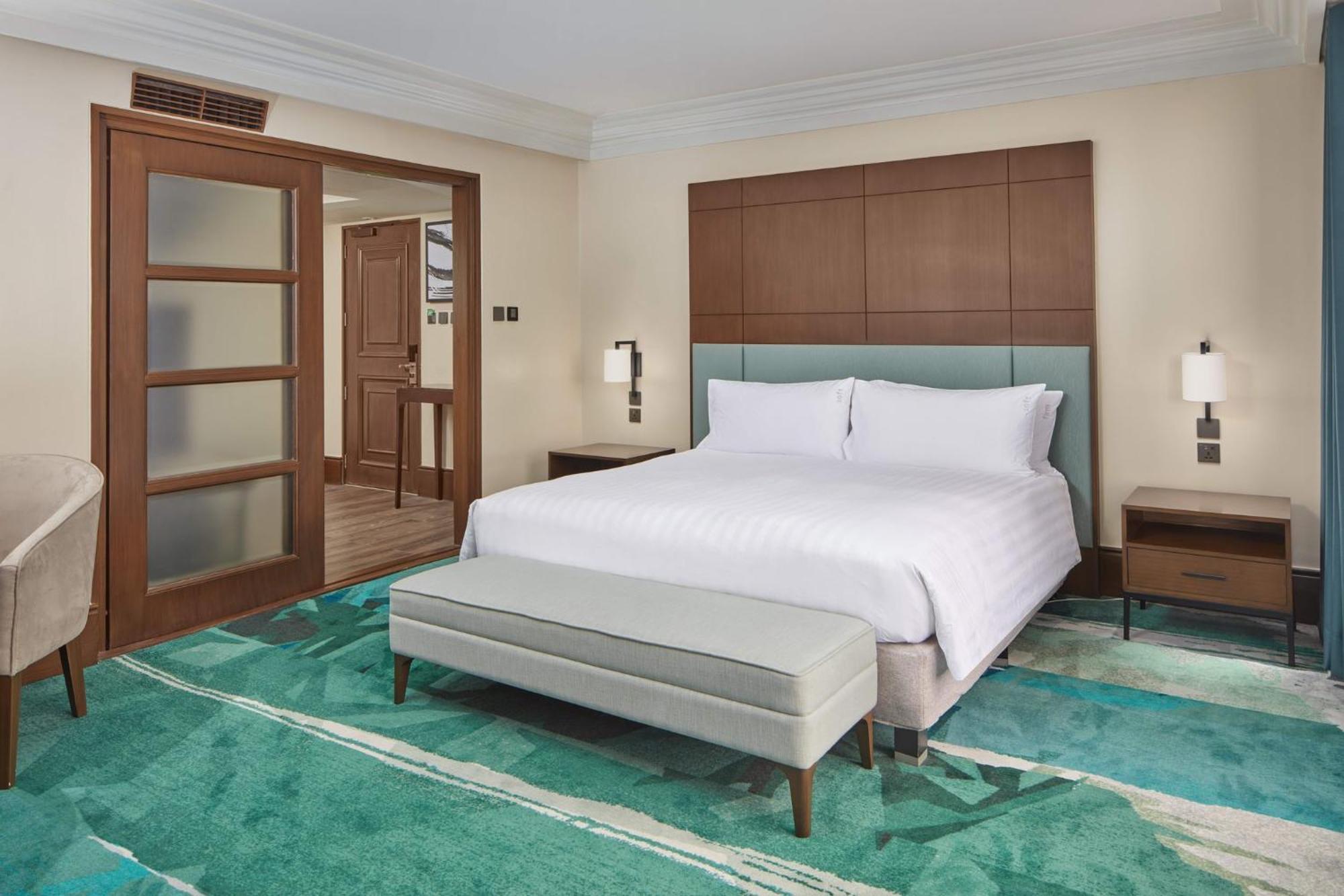 Holiday Inn & Suites Manila Galleria By Ihg Pasig City Bagian luar foto